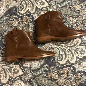 Michael Kors brown leather booties, size 7 women’s.
